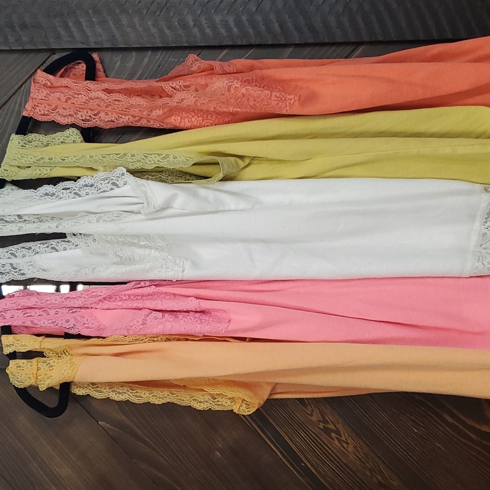 5 pack! Lace cami's